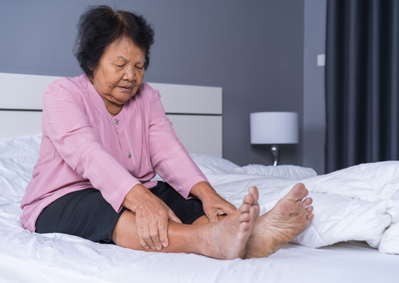 Elder Care: Mastering Pain Management cover image